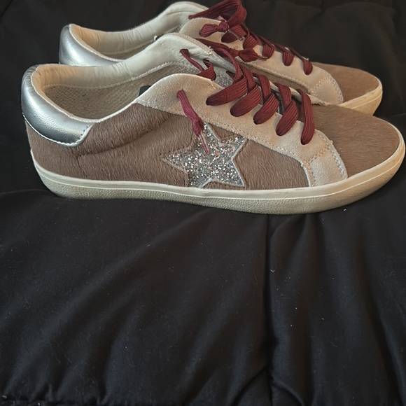 Steve Maddens - Picture 4 of 6